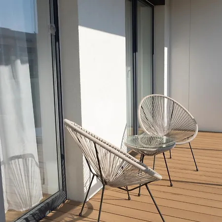 Z Mewami - Bridge Apartaments&spa Apartamento *