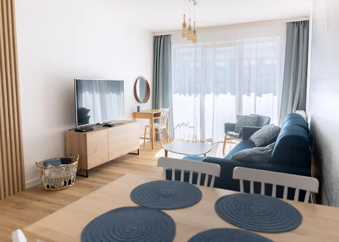 Z Mewami - Bridge & Apartment